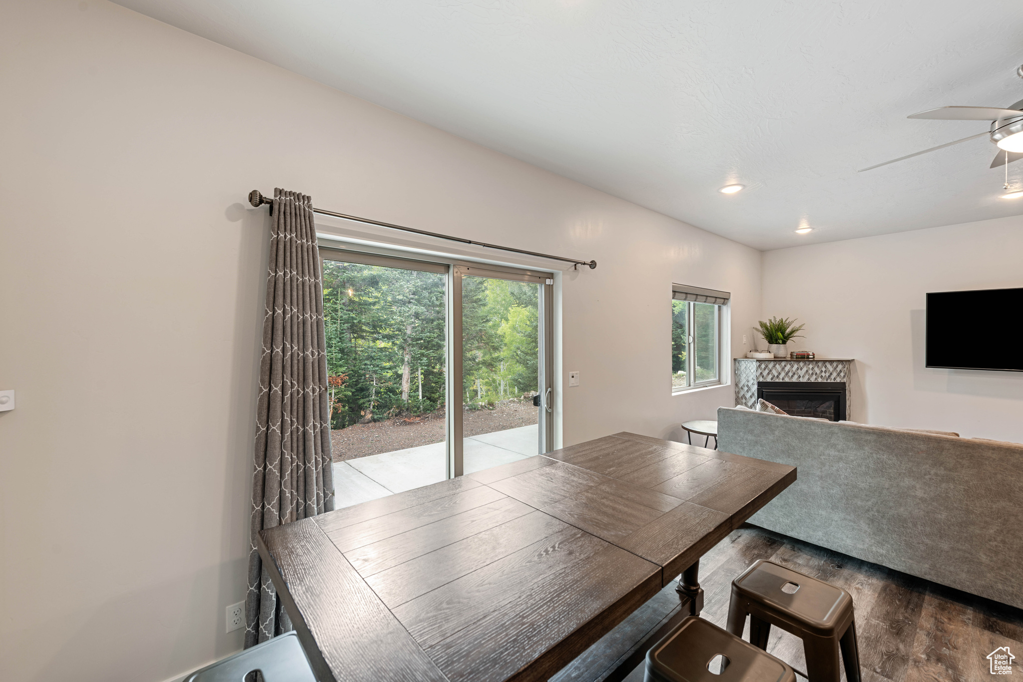 CROOKED RIVER - Residential