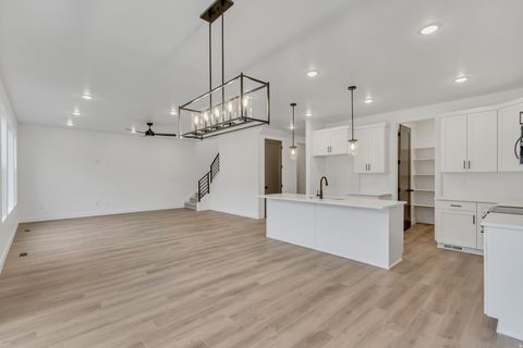 Photo of 1317 N 1525 E #65, Payson, UT 84651 (MLS # 2130069)