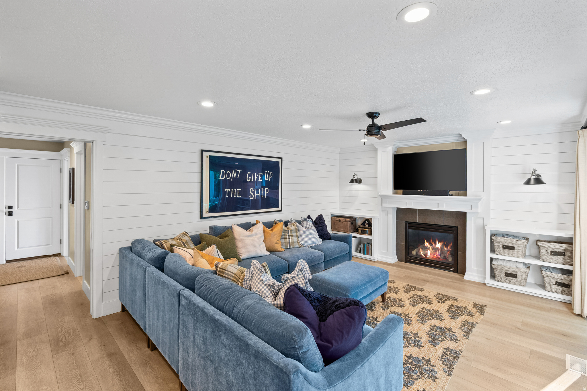 SPRING CREEK - Residential