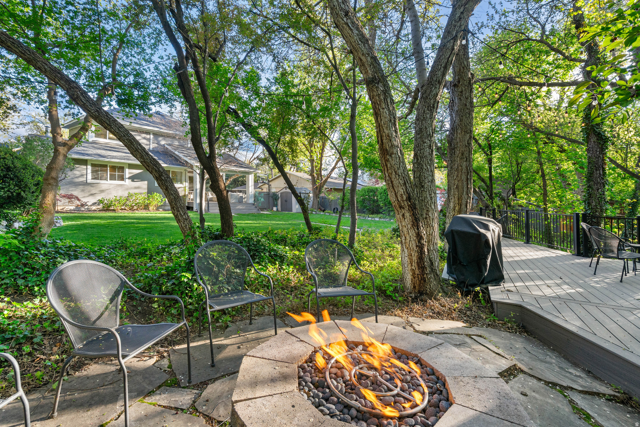 SPRING CREEK - Residential