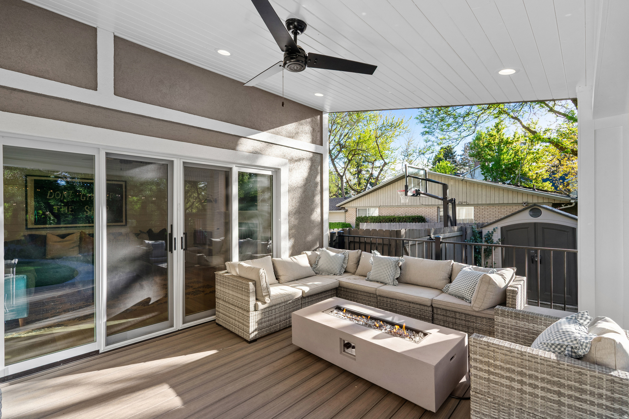 SPRING CREEK - Residential