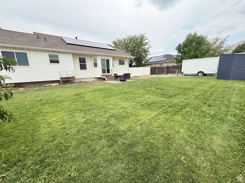 Tiny photo for 2142 E FALL ST, Eagle Mountain, UT 84005 (MLS # 2101906)