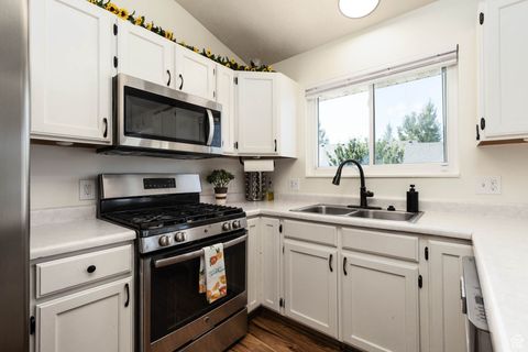 Tiny photo for 2142 E FALL ST, Eagle Mountain, UT 84005 (MLS # 2101906)