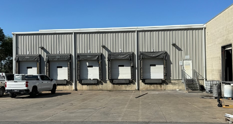 LIVINGSTON - Commercial Lease