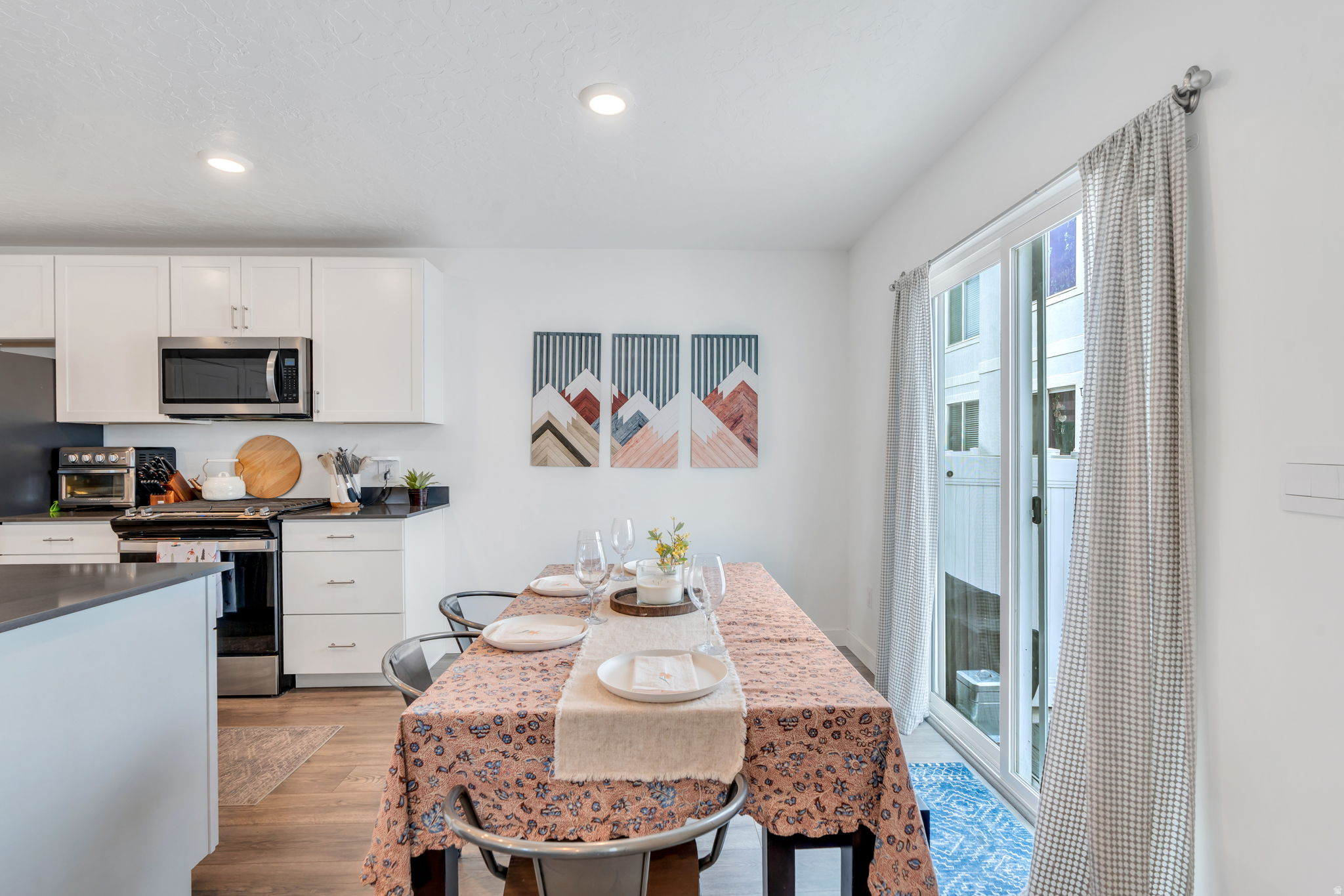 NORTHSHORE - Residential