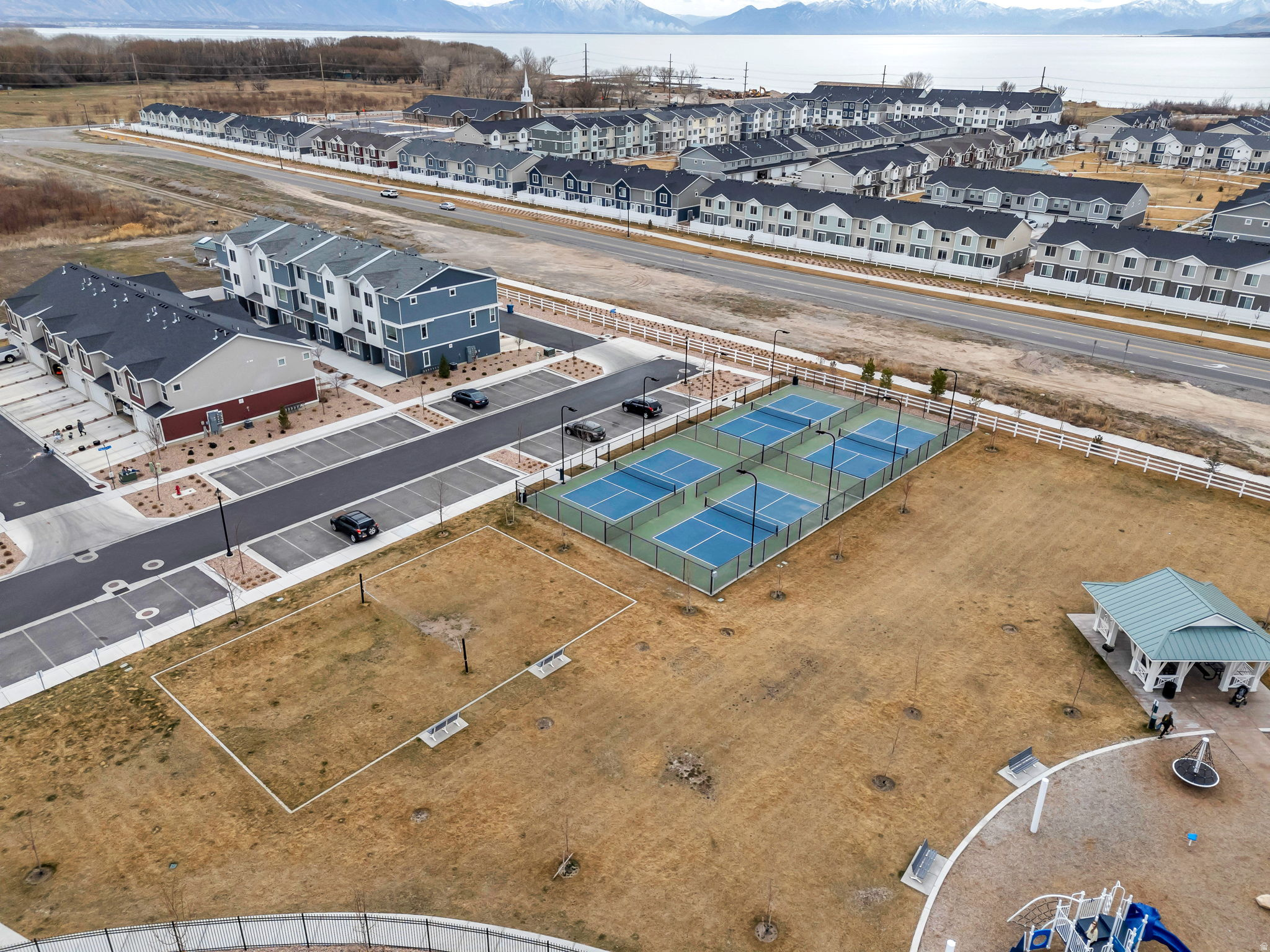 NORTHSHORE - Residential