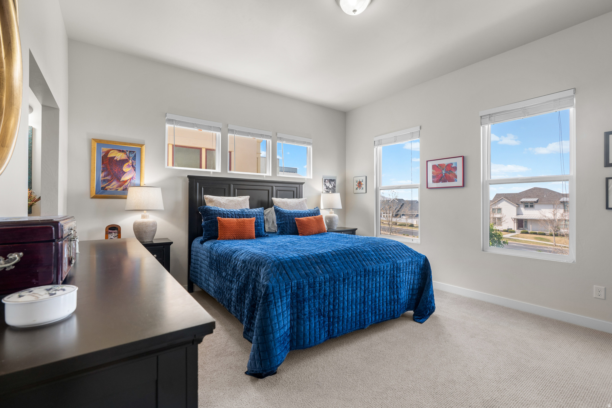 DAYBREAK - Residential