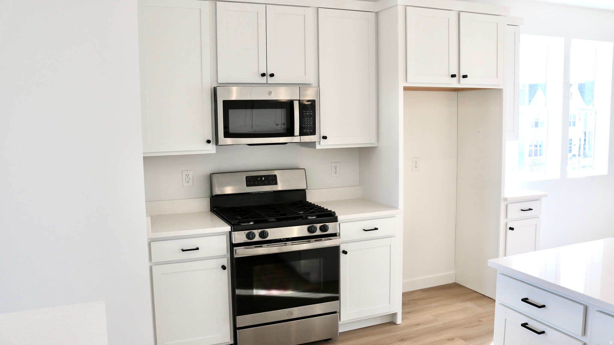 DAYBREAK - Residential