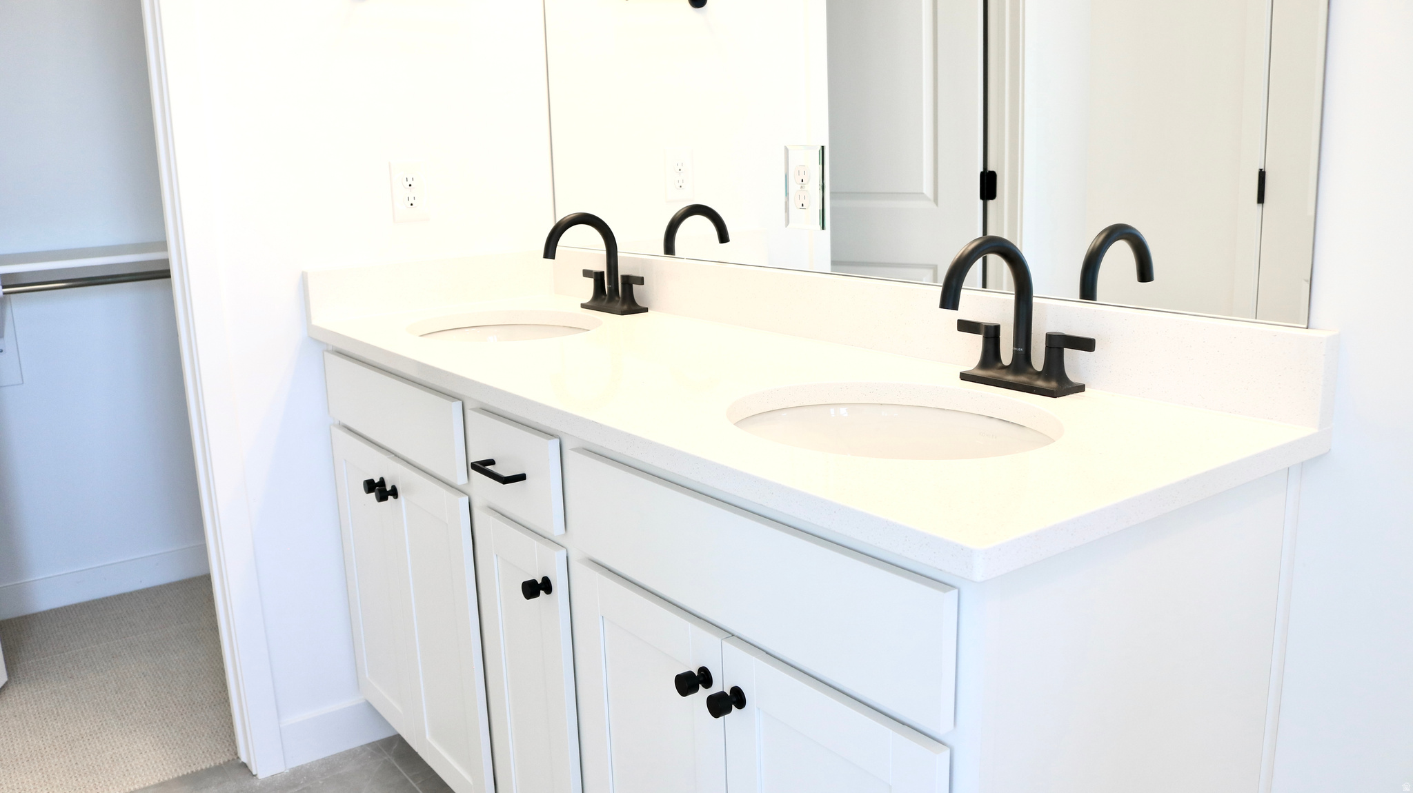 DAYBREAK - Residential