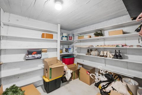 Tiny photo for 1795 S 200 W, Bountiful, UT 84010 (MLS # 2148283)