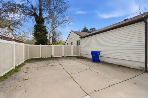 Tiny photo for 1795 S 200 W, Bountiful, UT 84010 (MLS # 2148283)