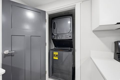 Tiny photo for 1795 S 200 W, Bountiful, UT 84010 (MLS # 2148283)