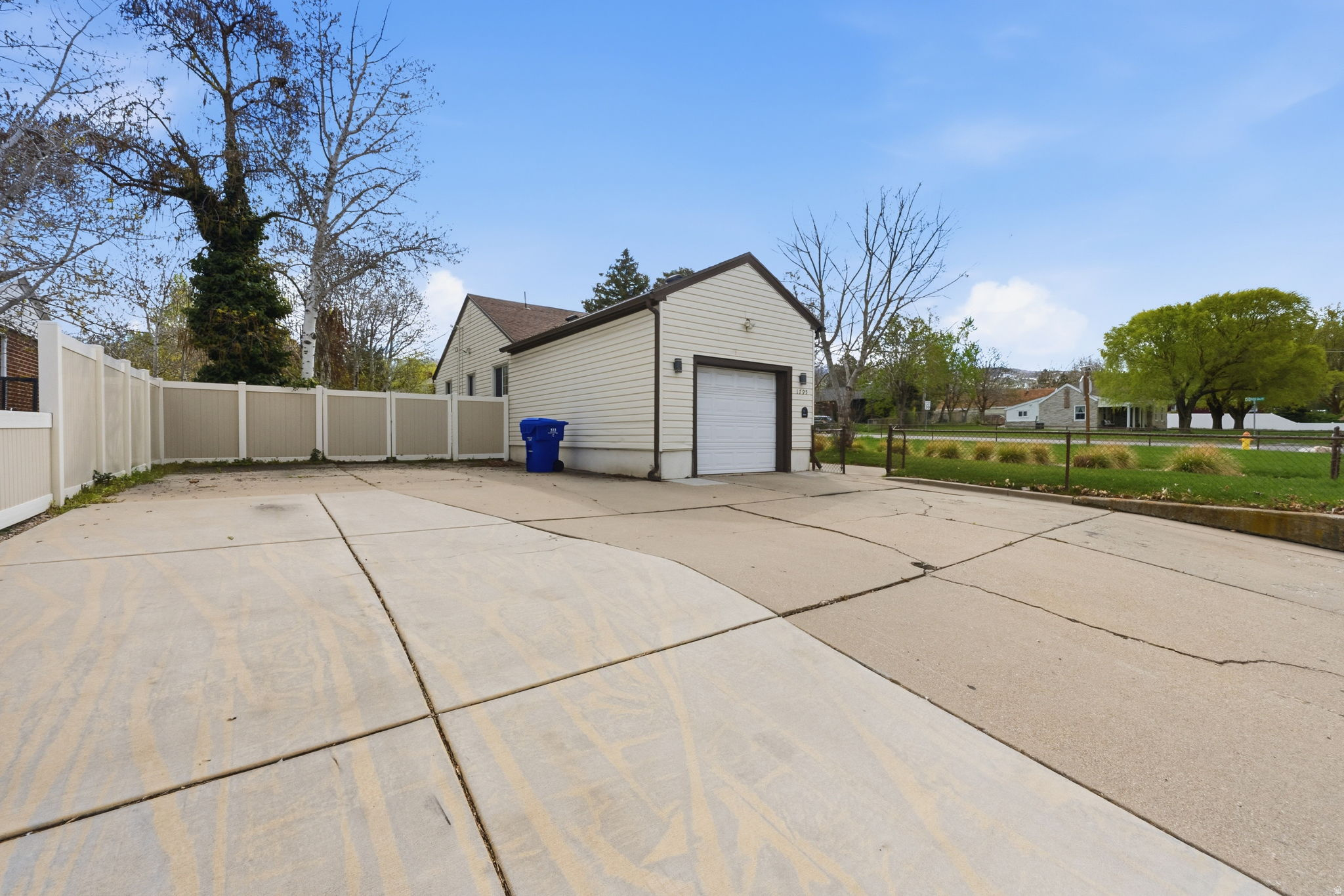 SHAMROCK DRIVE SUBDI - Residential