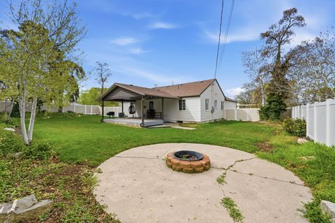 Tiny photo for 1795 S 200 W, Bountiful, UT 84010 (MLS # 2148283)