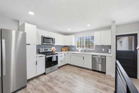 Tiny photo for 1795 S 200 W, Bountiful, UT 84010 (MLS # 2148283)