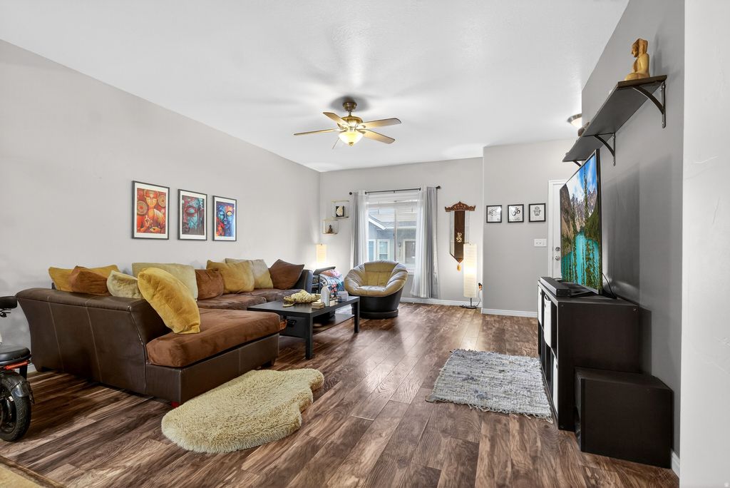 Photo of 490 E 700 S #524, Clearfield, UT 84015 (MLS # 2144658)