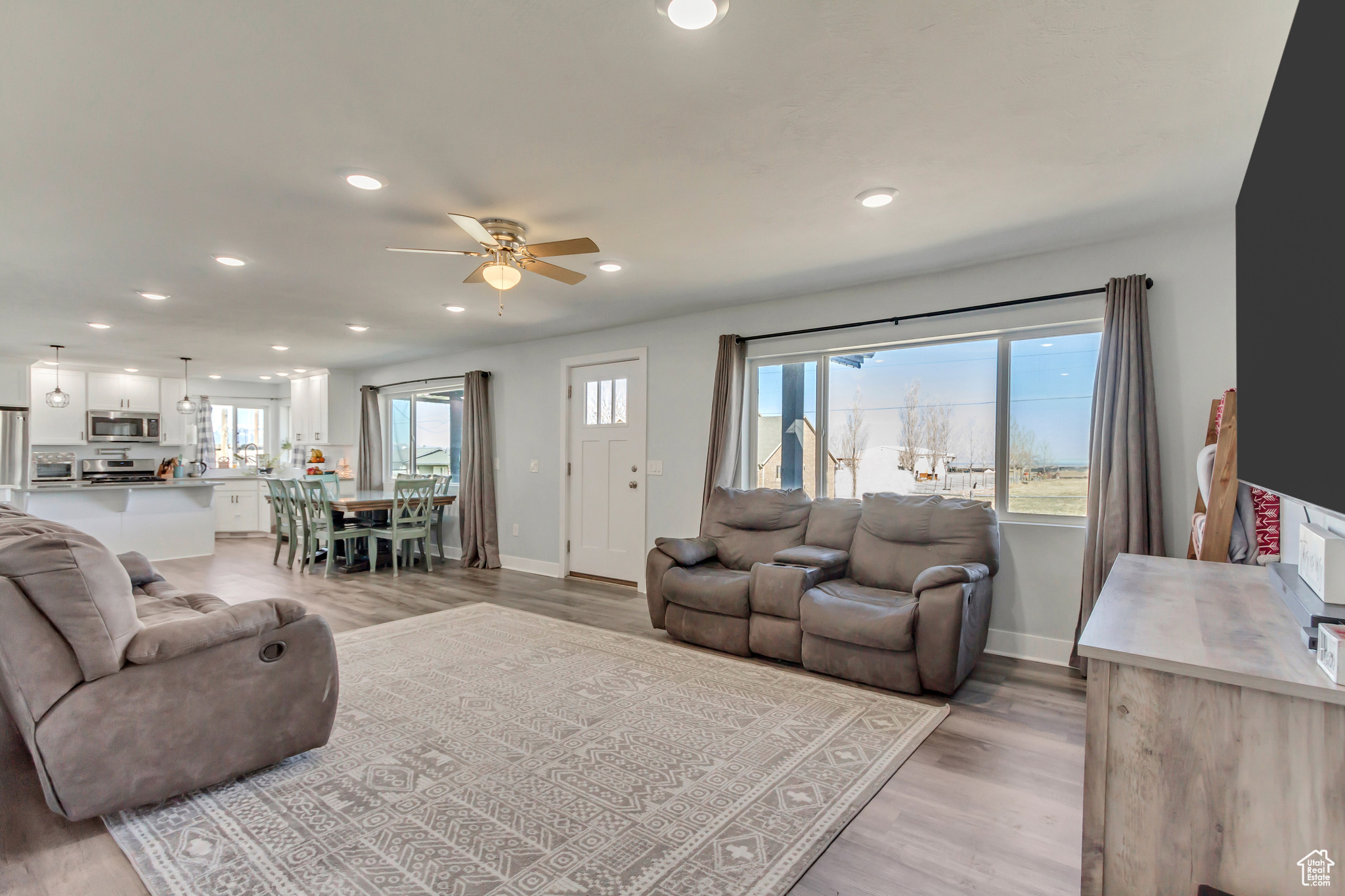 745 W Mckellar St, Tooele, Utah image 9