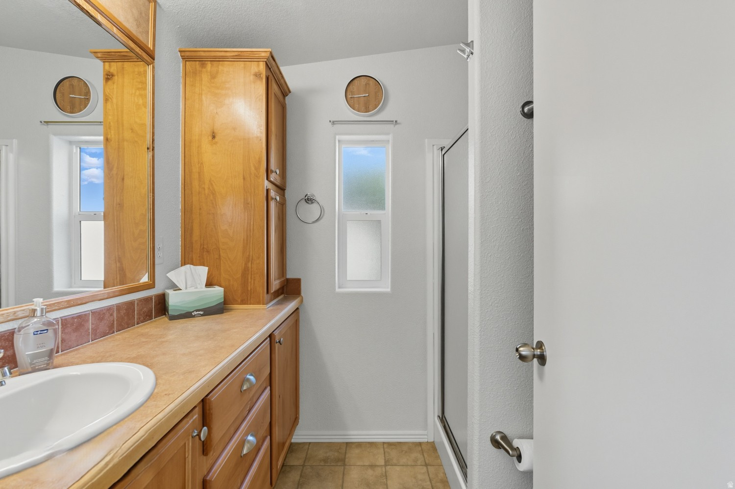 KINGS ROW EST 1 - Residential