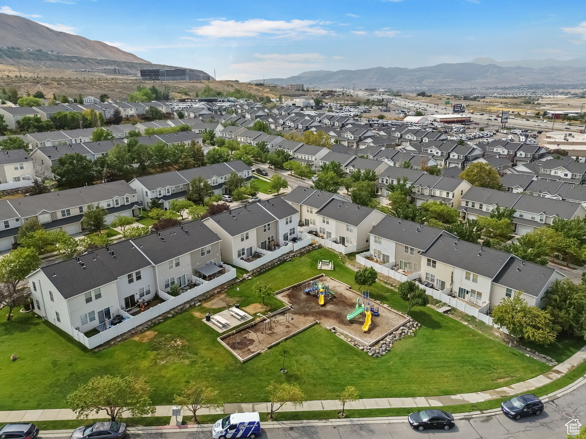 THE FIELDS OF DRAPER - Residential