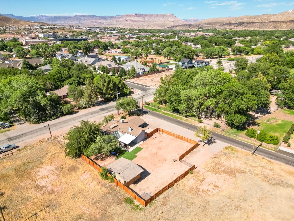 Photo of 414 S 920 W, Hurricane, UT 84737 (MLS # 2167538)