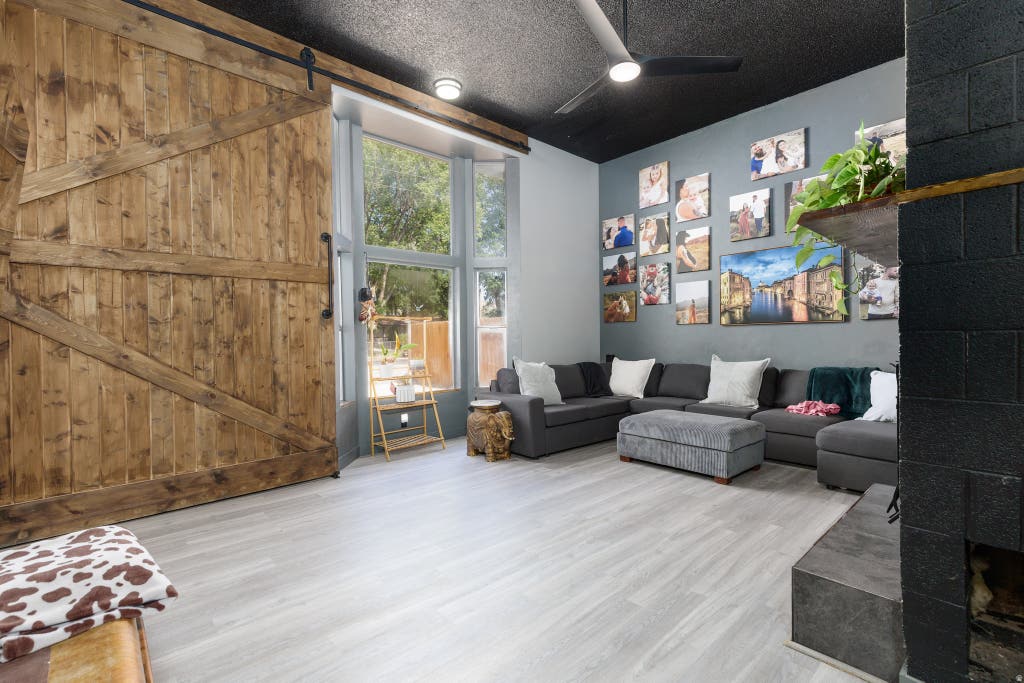 Photo of 414 S 920 W, Hurricane, UT 84737 (MLS # 2167538)