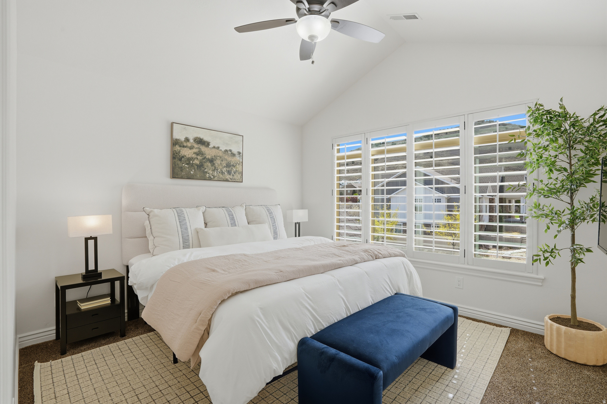 LOOKOUT RIDGE - Residential