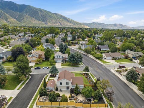 Tiny photo for 2313 E ROCKVIEW DR, Sandy, UT 84092 (MLS # 2180392)