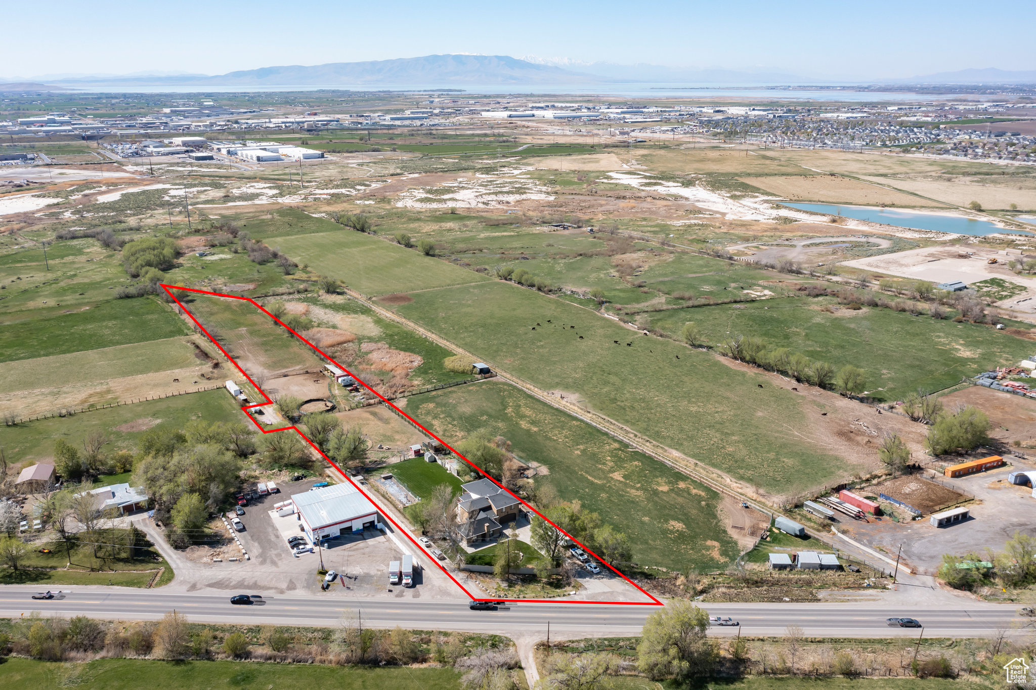 DRY CREEK COMMUNITY PLAN - Commercial Sale