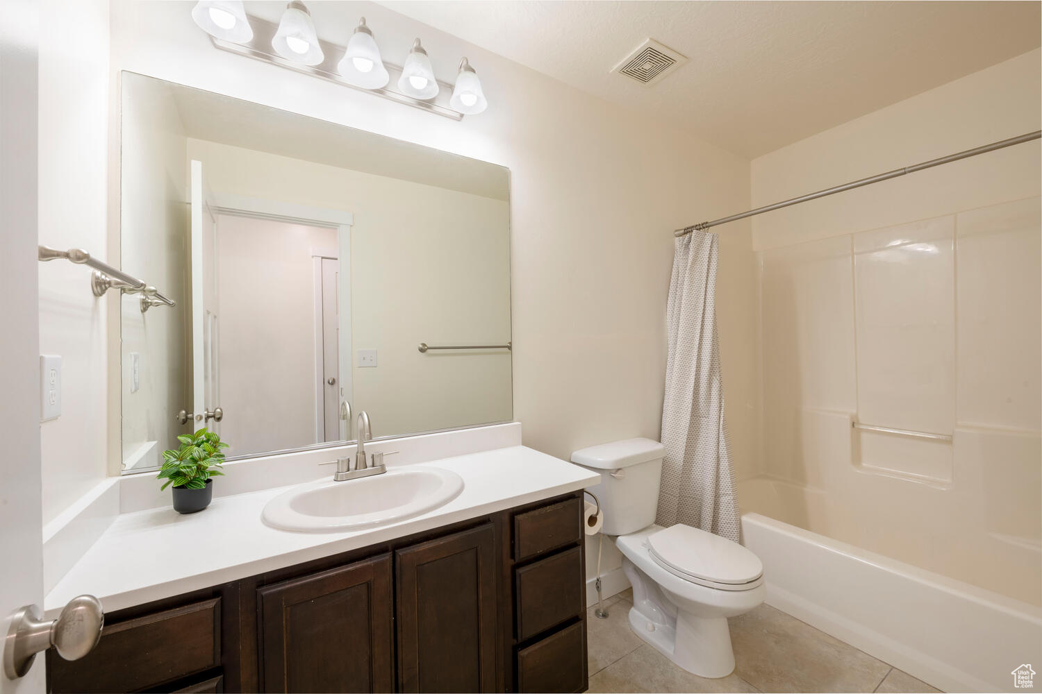 3716 W Angelica Way, South Jordan, Utah image 15