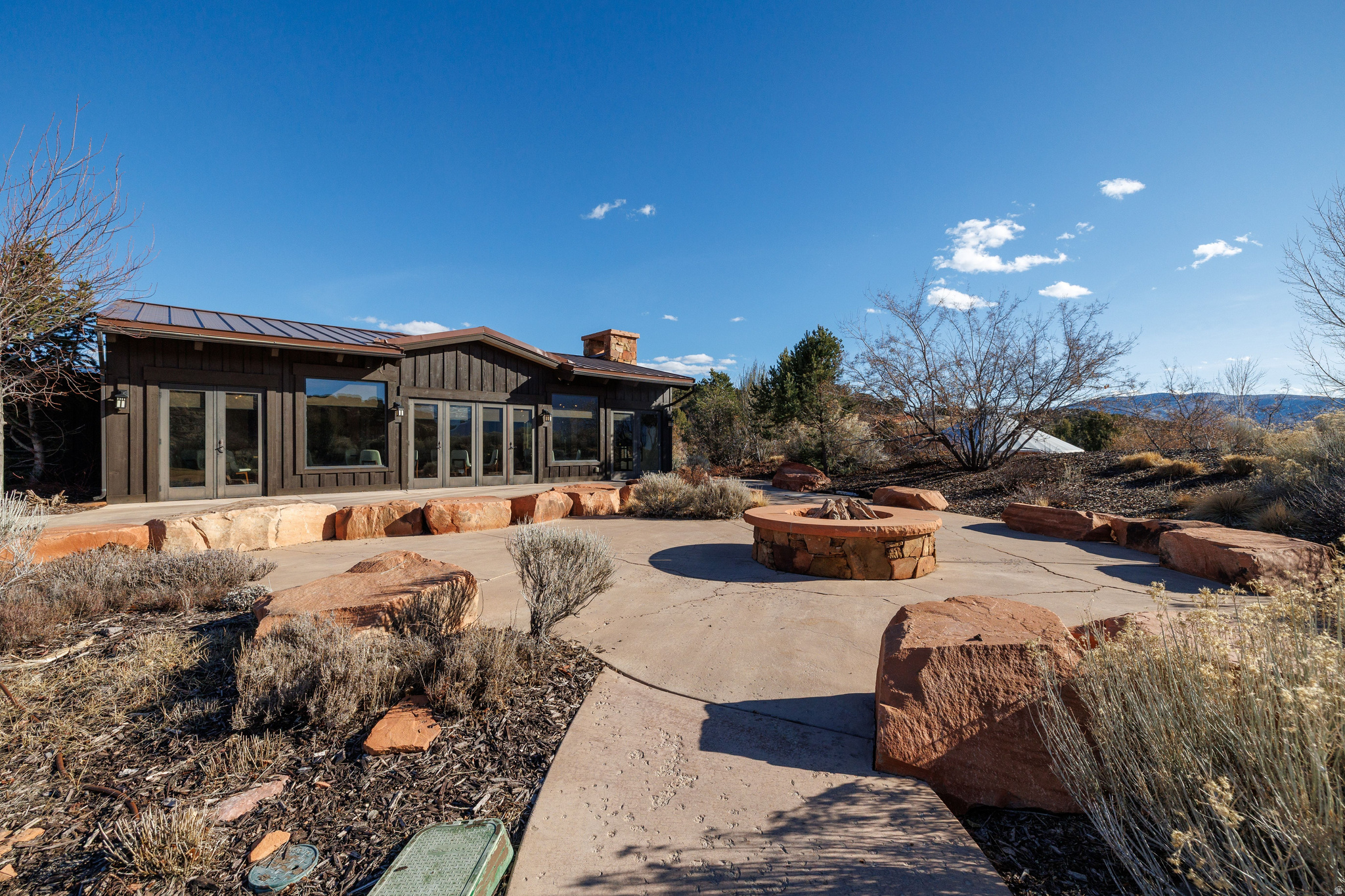 RED LEDGES - Residential