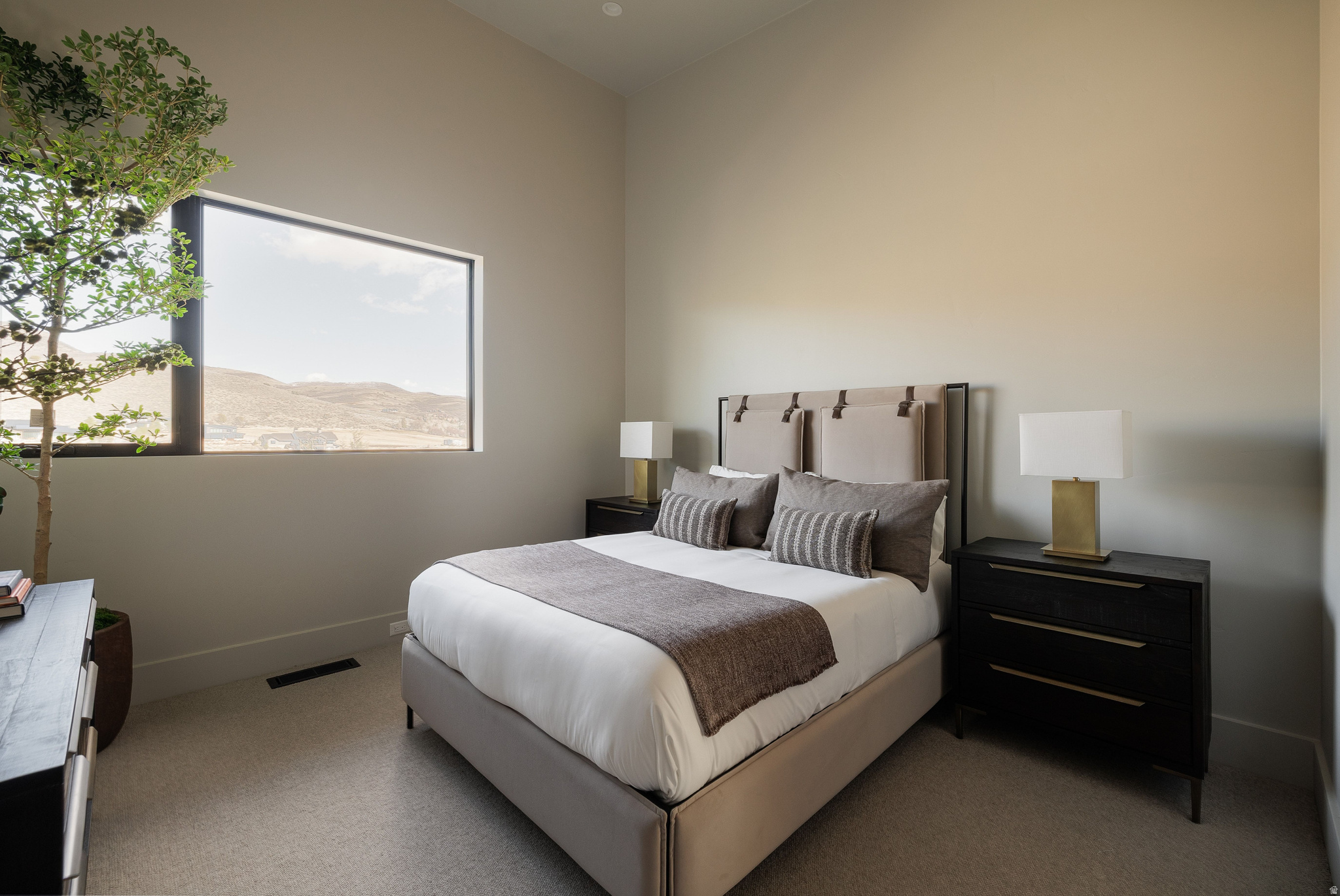 RED LEDGES - Residential