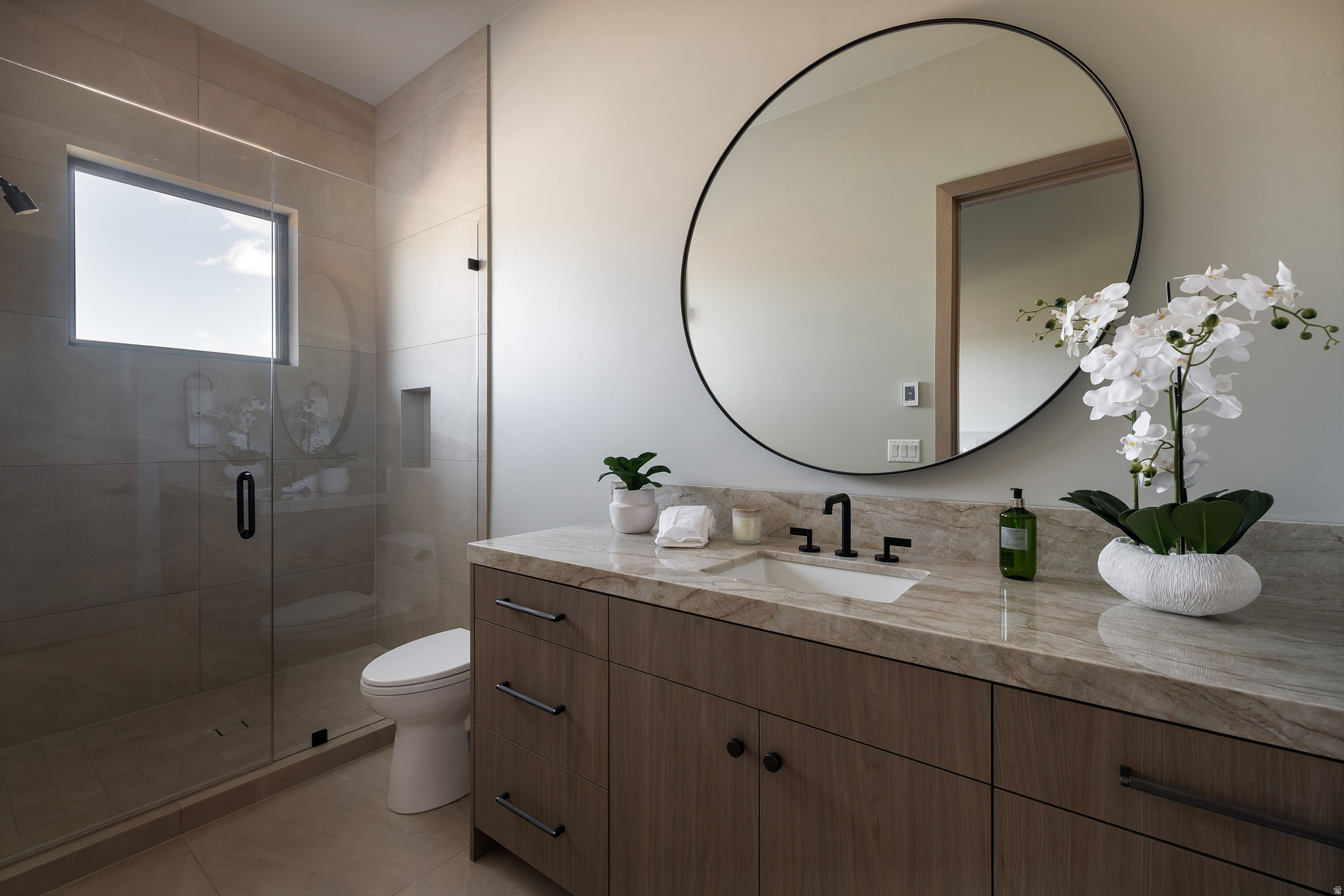 RED LEDGES - Residential