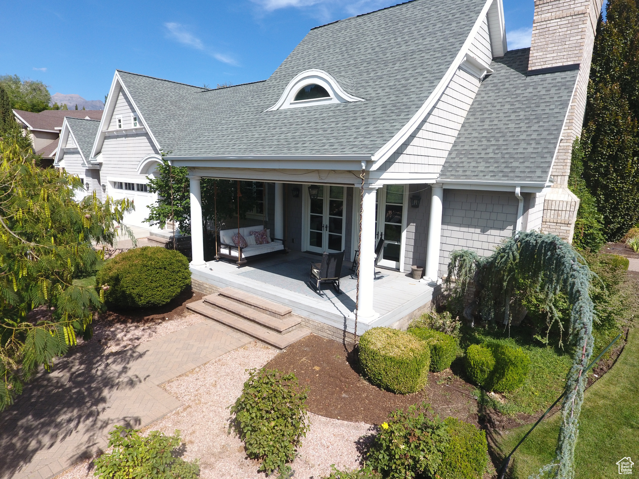 THE GABLES AT GRANDVIEW - Residential