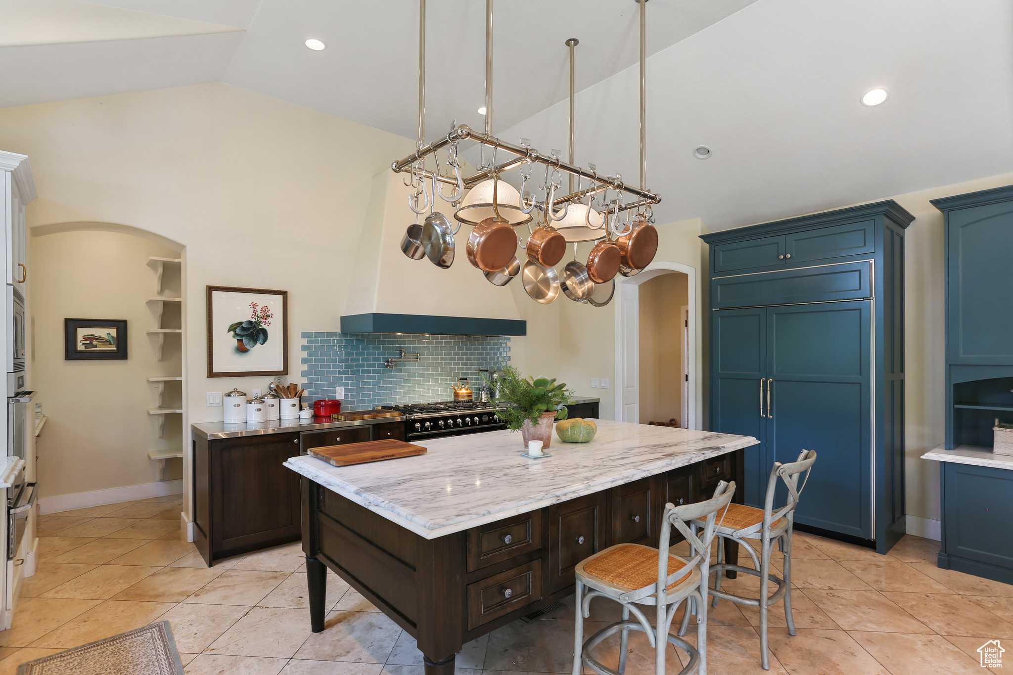 THE GABLES AT GRANDVIEW - Residential