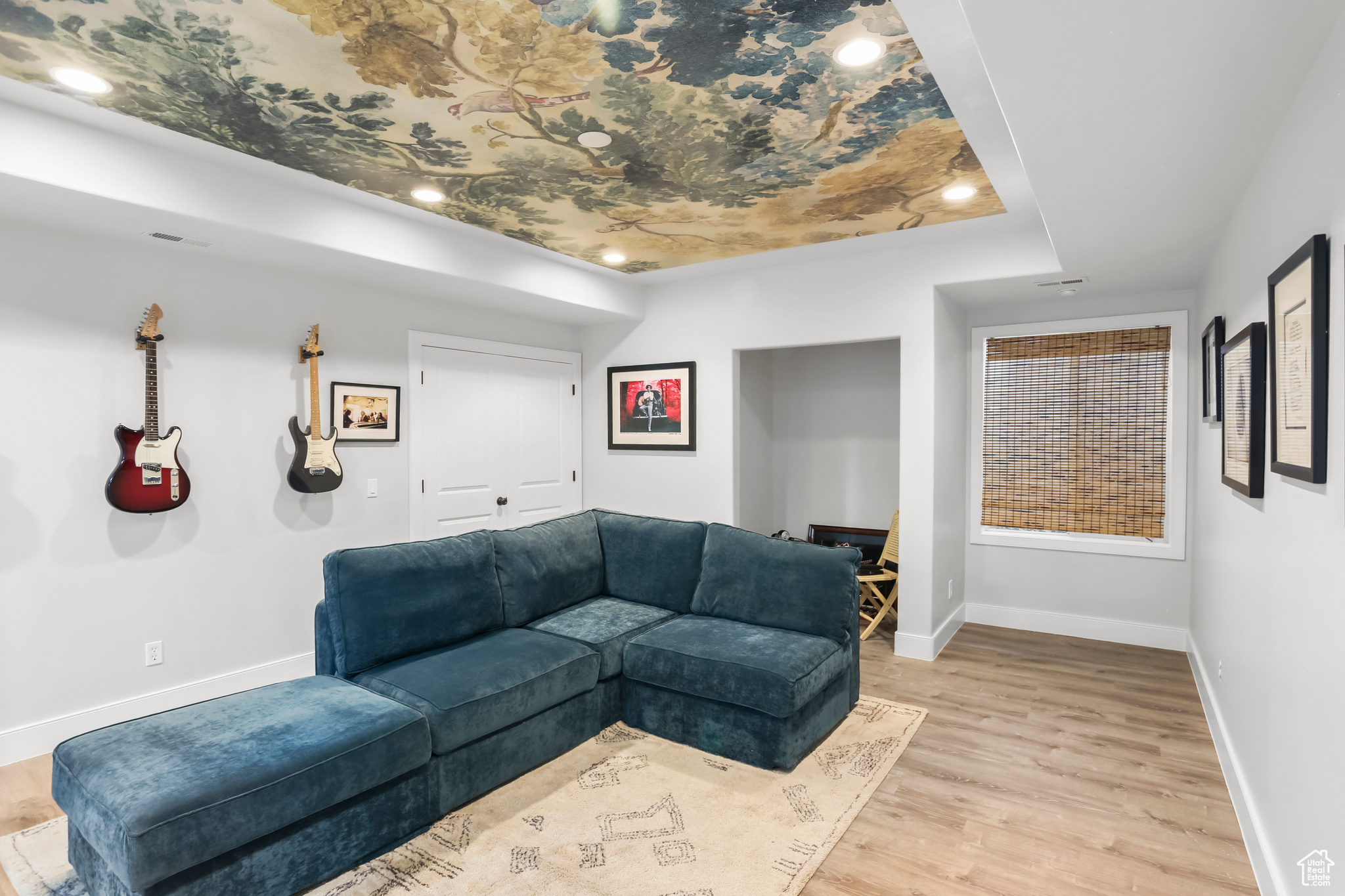THE GABLES AT GRANDVIEW - Residential