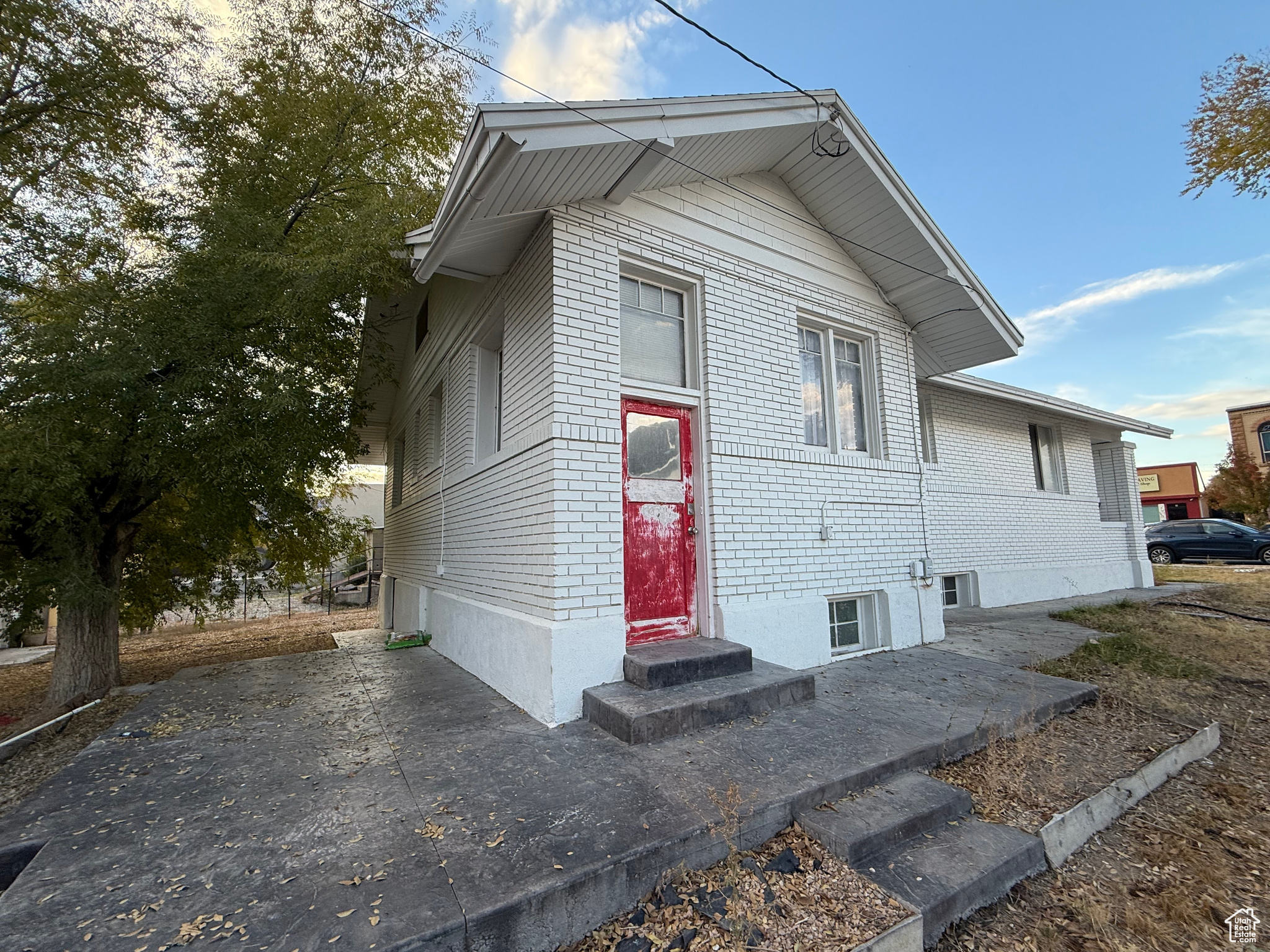 YOUNG PROPERTY - Residential