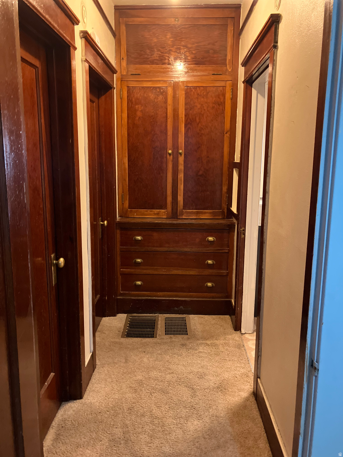 YOUNG PROPERTY - Residential