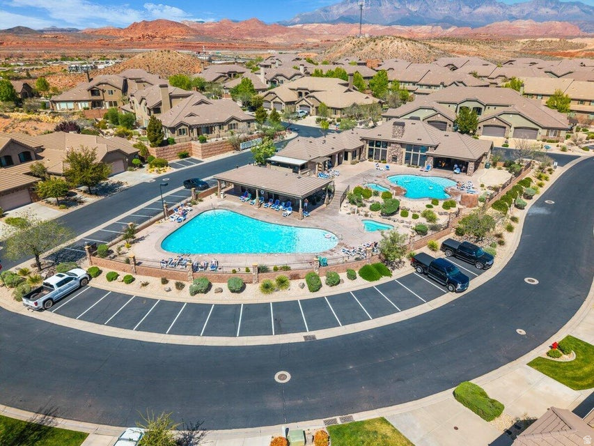 CORAL RIDGE TOWNHOMES PH 3-A - Residential