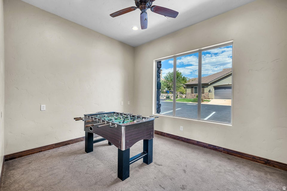 CORAL RIDGE TOWNHOMES PH 3-A - Residential