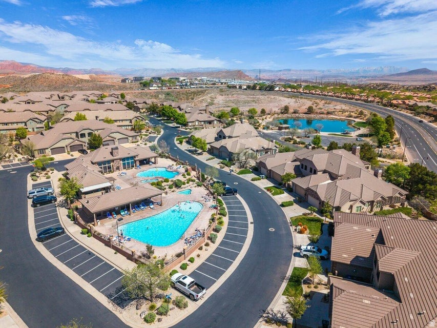 CORAL RIDGE TOWNHOMES PH 3-A - Residential