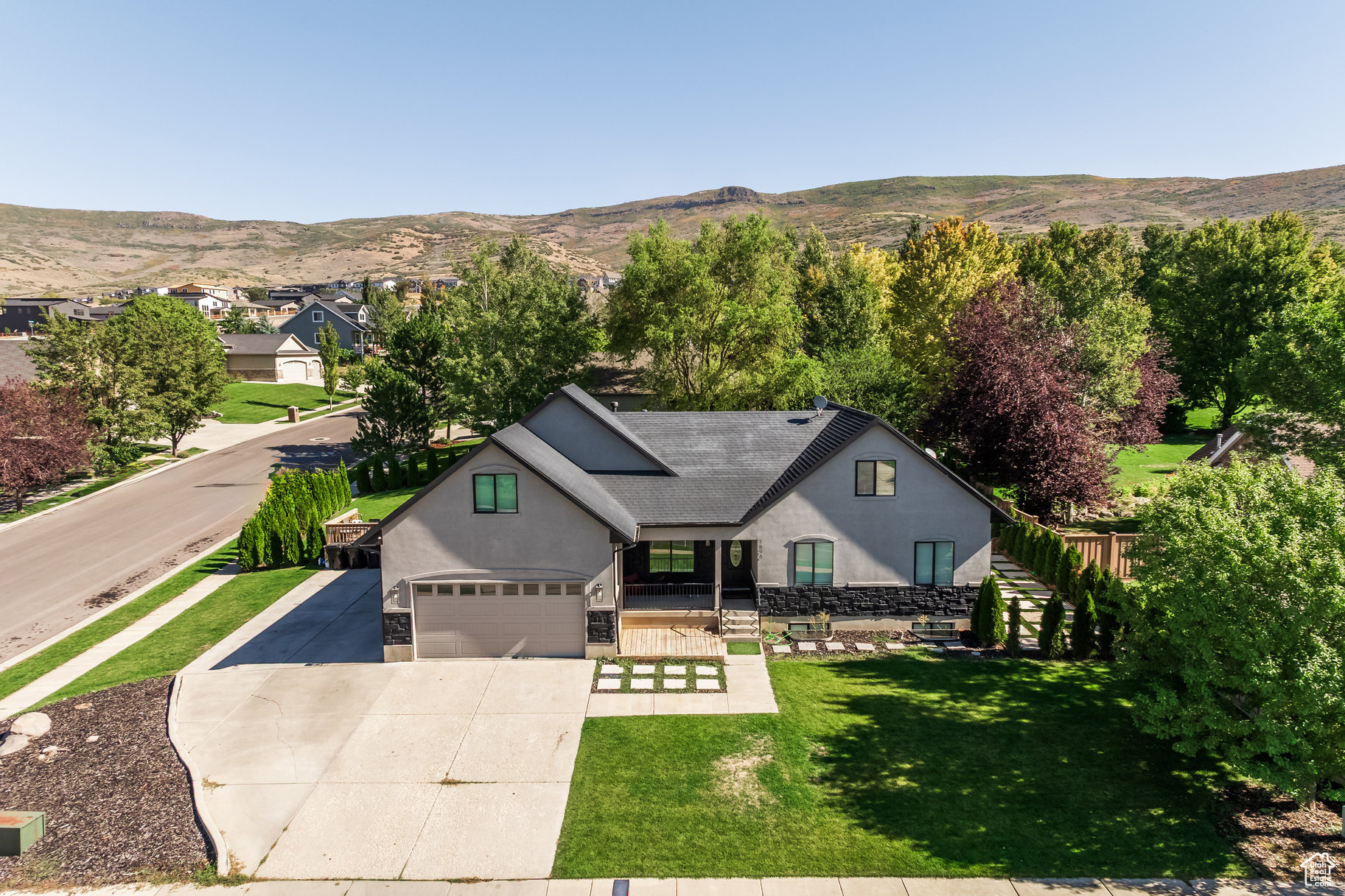 COVE AT VALLEY HILLS - Residential
