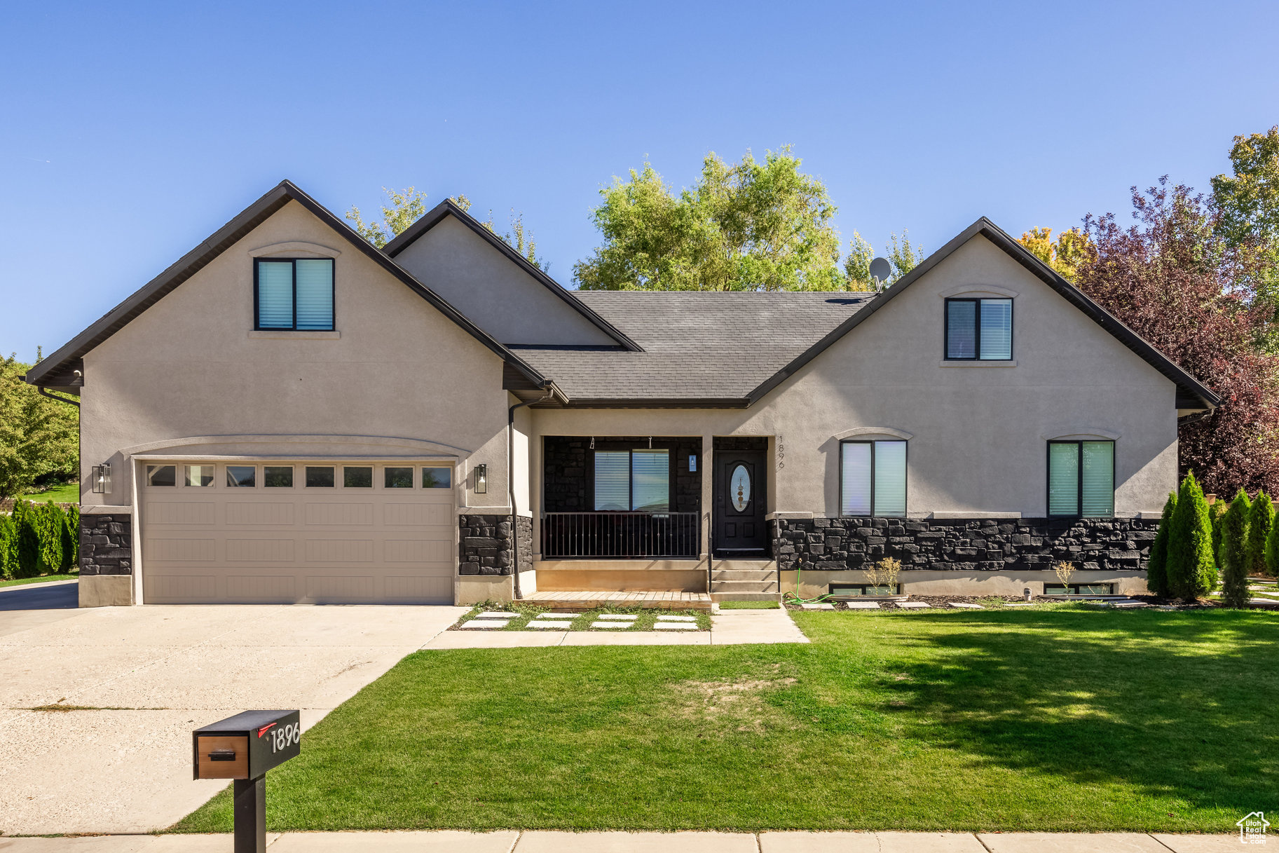 COVE AT VALLEY HILLS - Residential