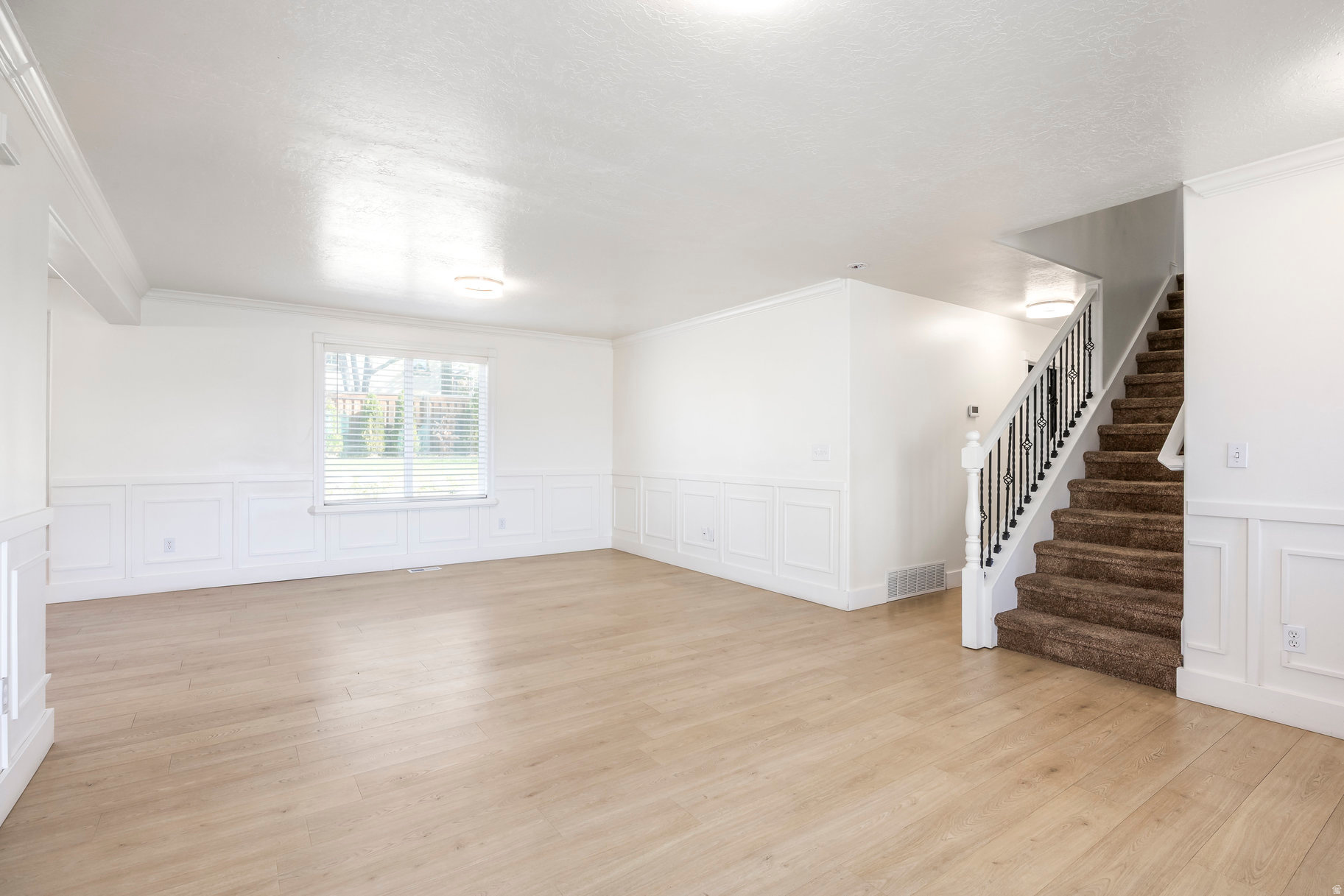 COVE AT VALLEY HILLS - Residential