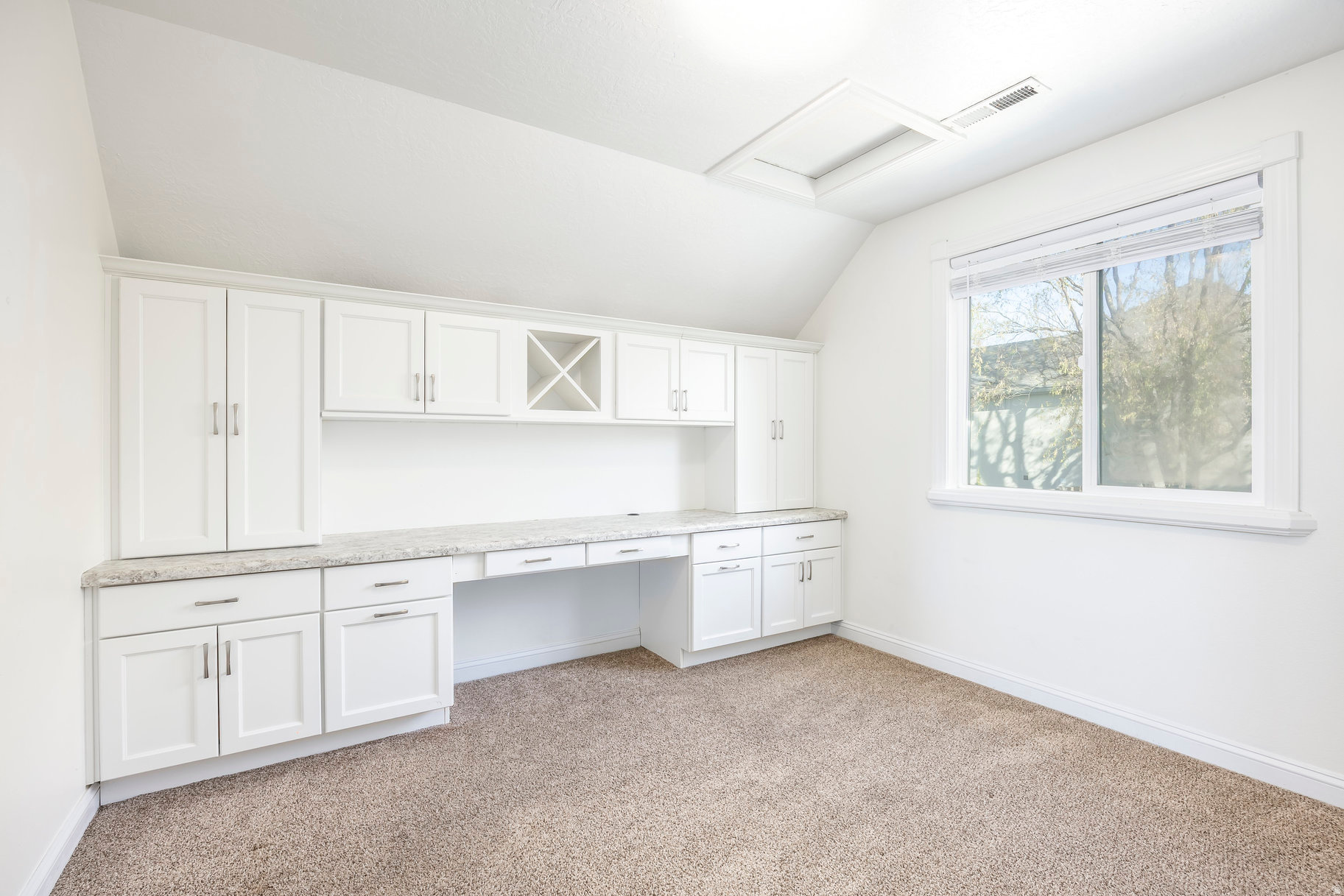 COVE AT VALLEY HILLS - Residential