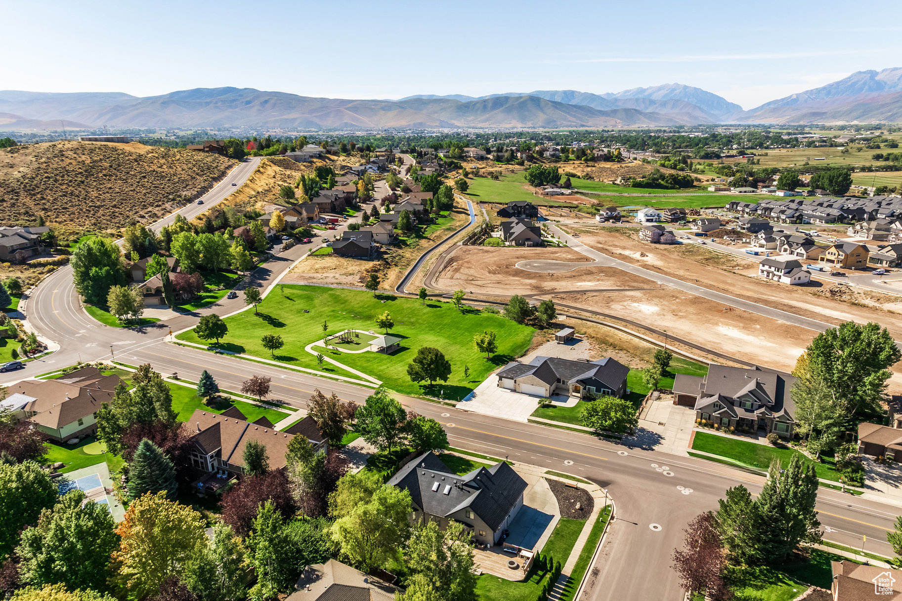 COVE AT VALLEY HILLS - Residential
