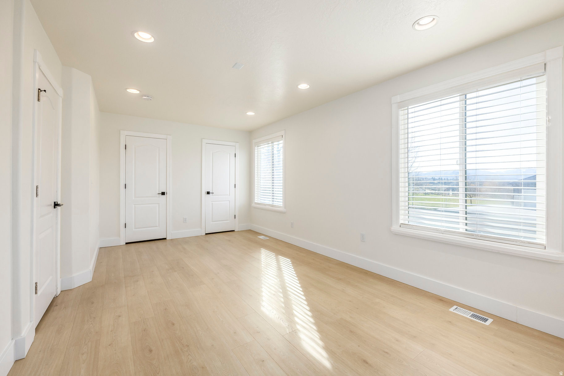 COVE AT VALLEY HILLS - Residential