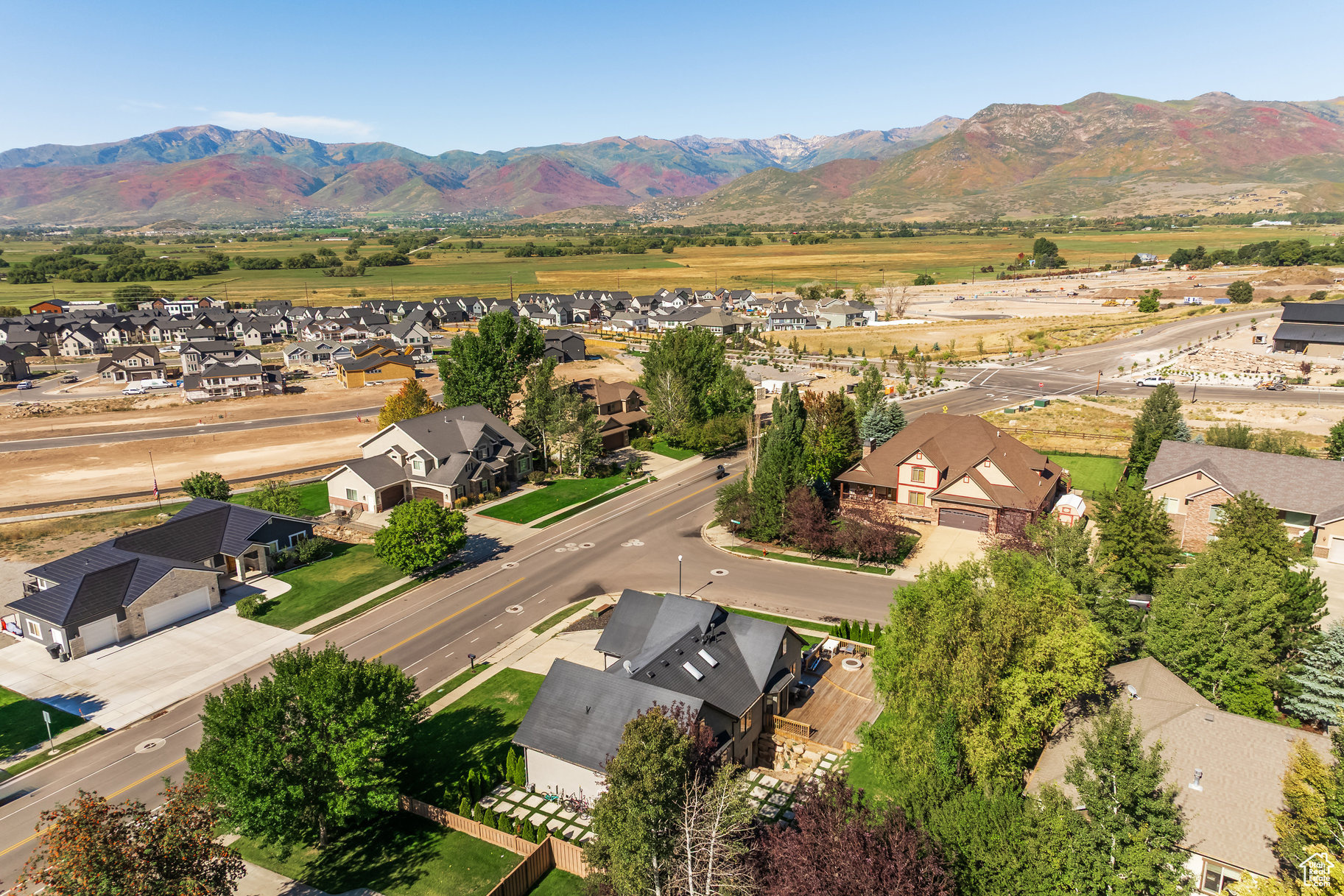 COVE AT VALLEY HILLS - Residential