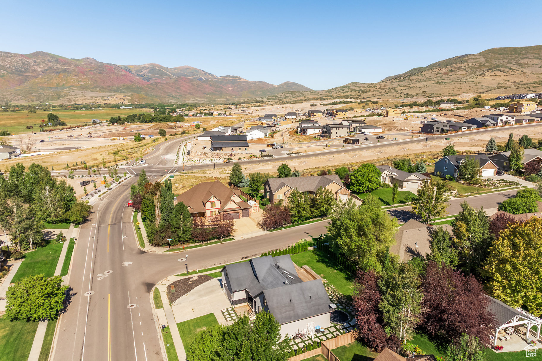 COVE AT VALLEY HILLS - Residential