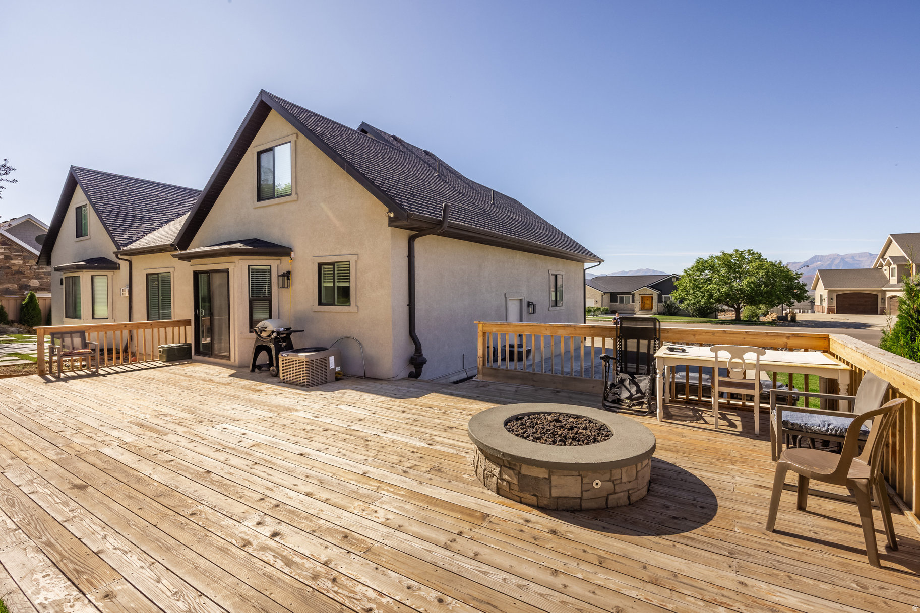 COVE AT VALLEY HILLS - Residential