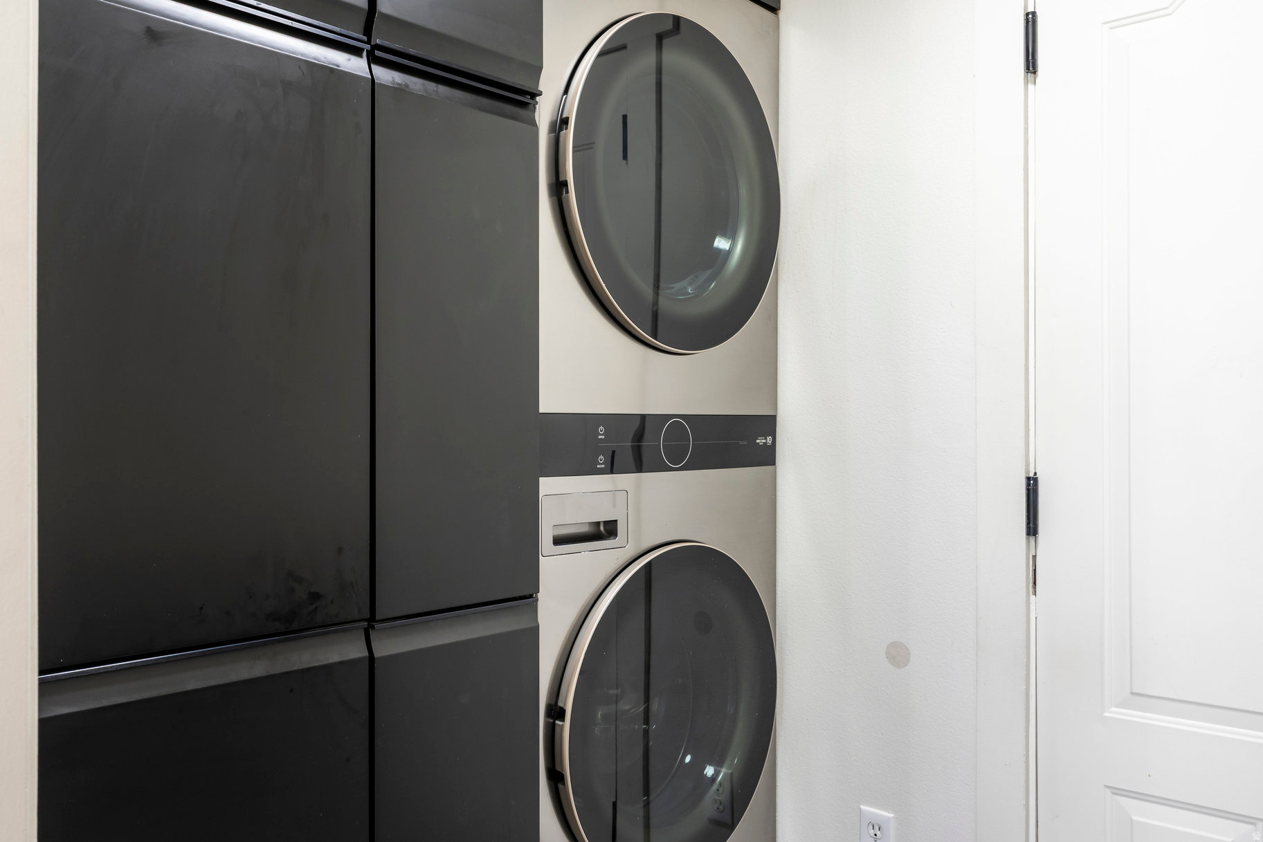 COVE AT VALLEY HILLS - Residential